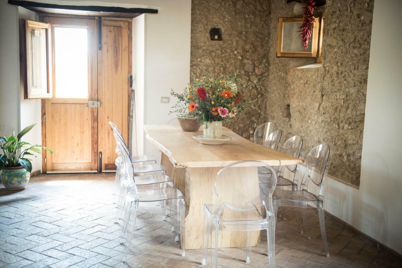 B&B Rifugio Tra Gli Ulivi กัมปาญา ภายนอก รูปภาพ