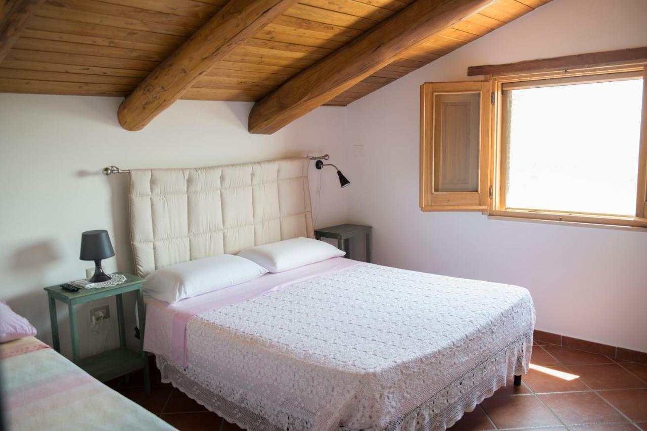 B&B Rifugio Tra Gli Ulivi กัมปาญา ภายนอก รูปภาพ
